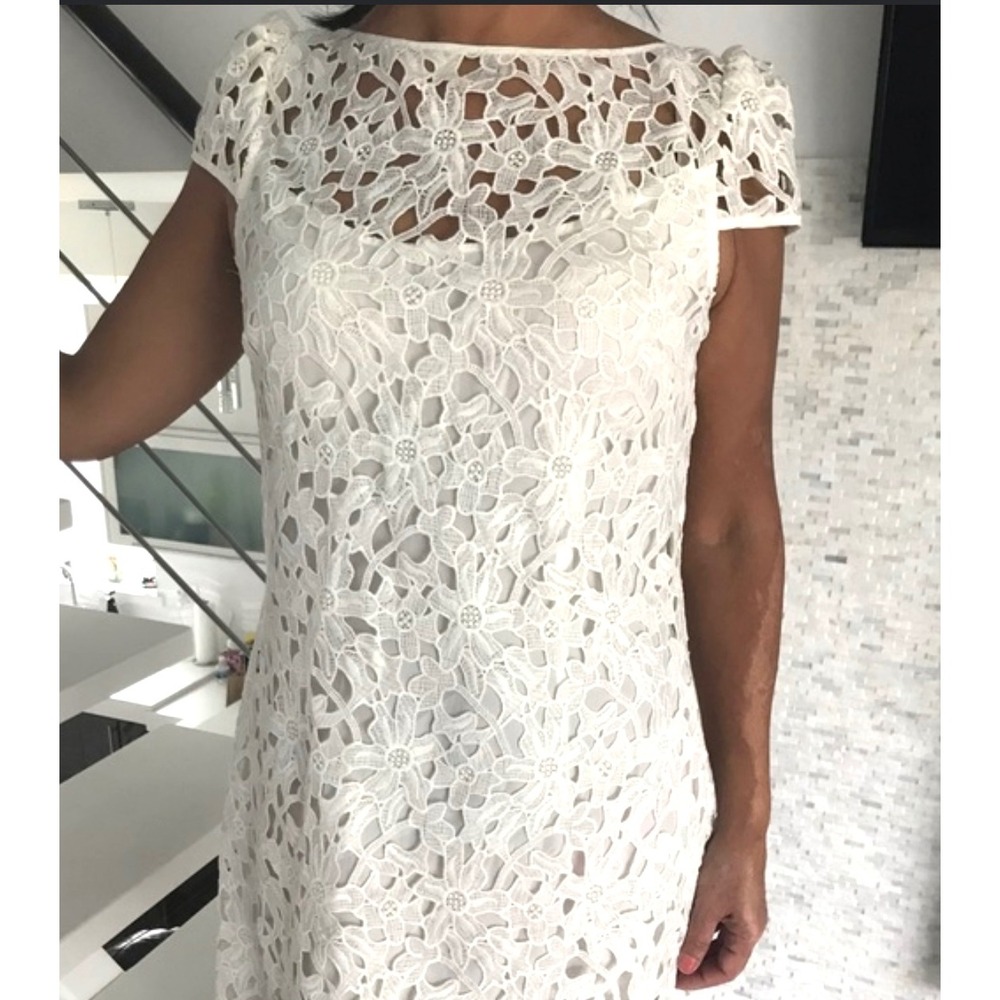 Ali Ro Optic White Lace Overlay Dress Floral Cocktail Party Size 10